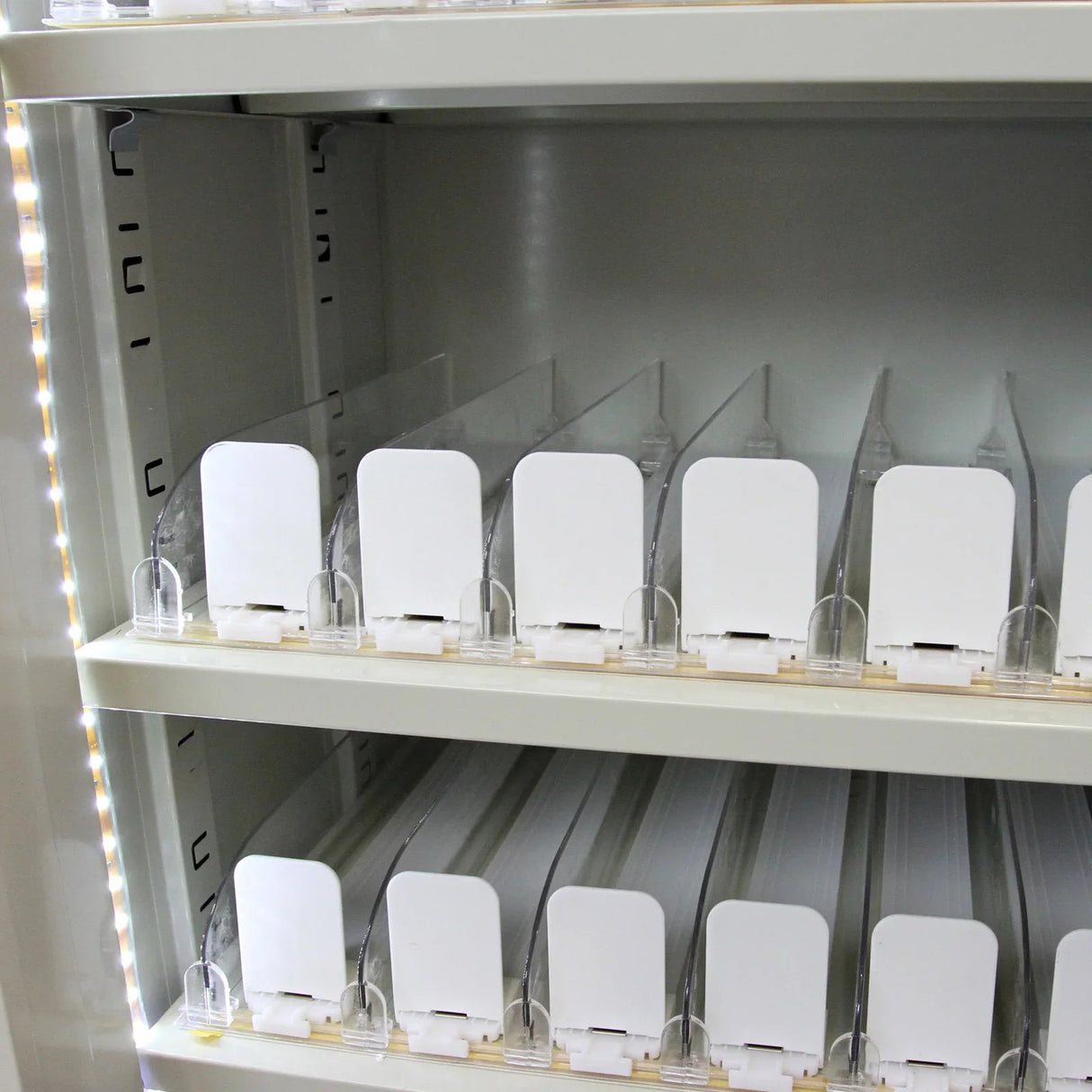 Cigarette & Vape Display Cabinet