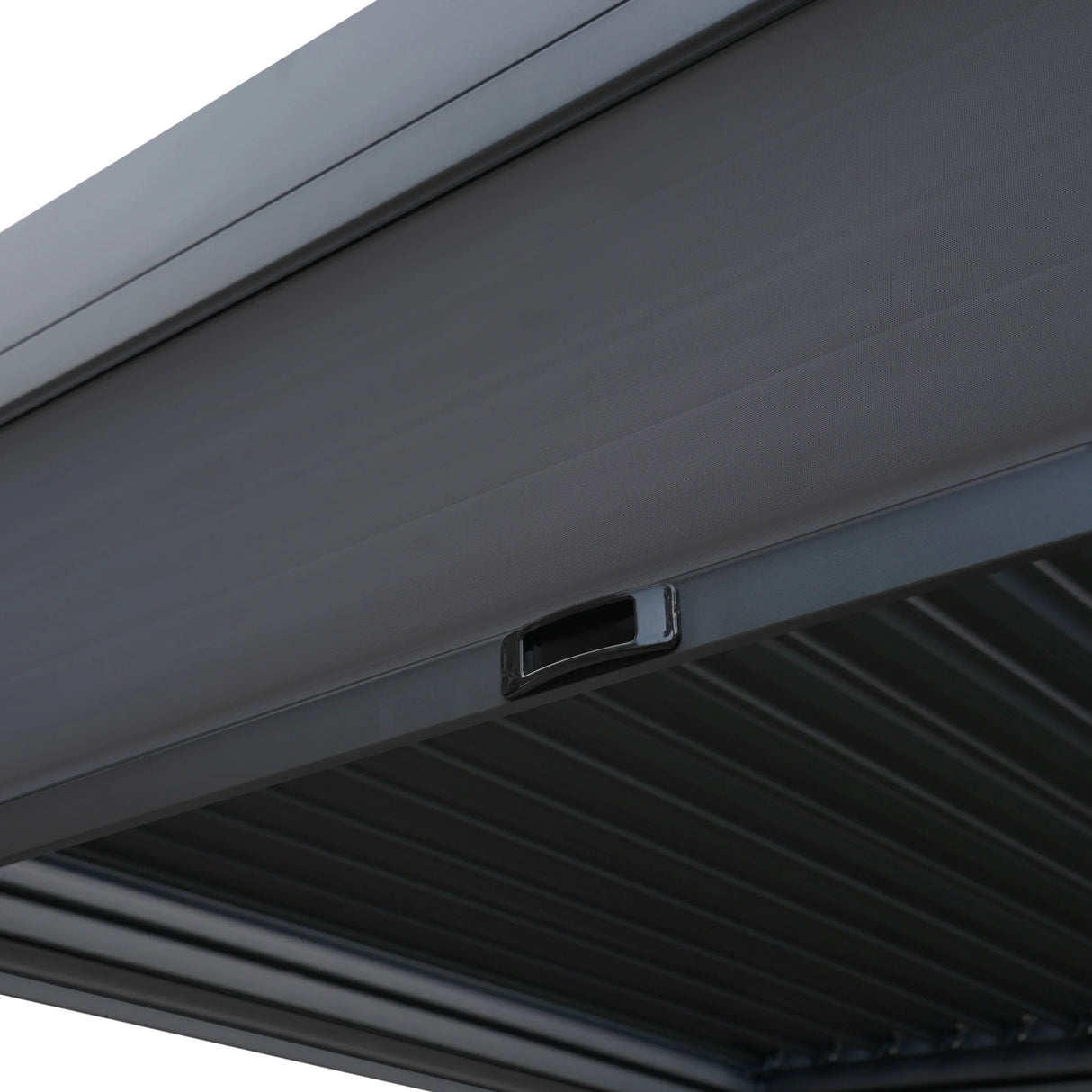Aluminium Pergola With Anthracite Blinds & 2 Shutter Panels - 3m x 3m