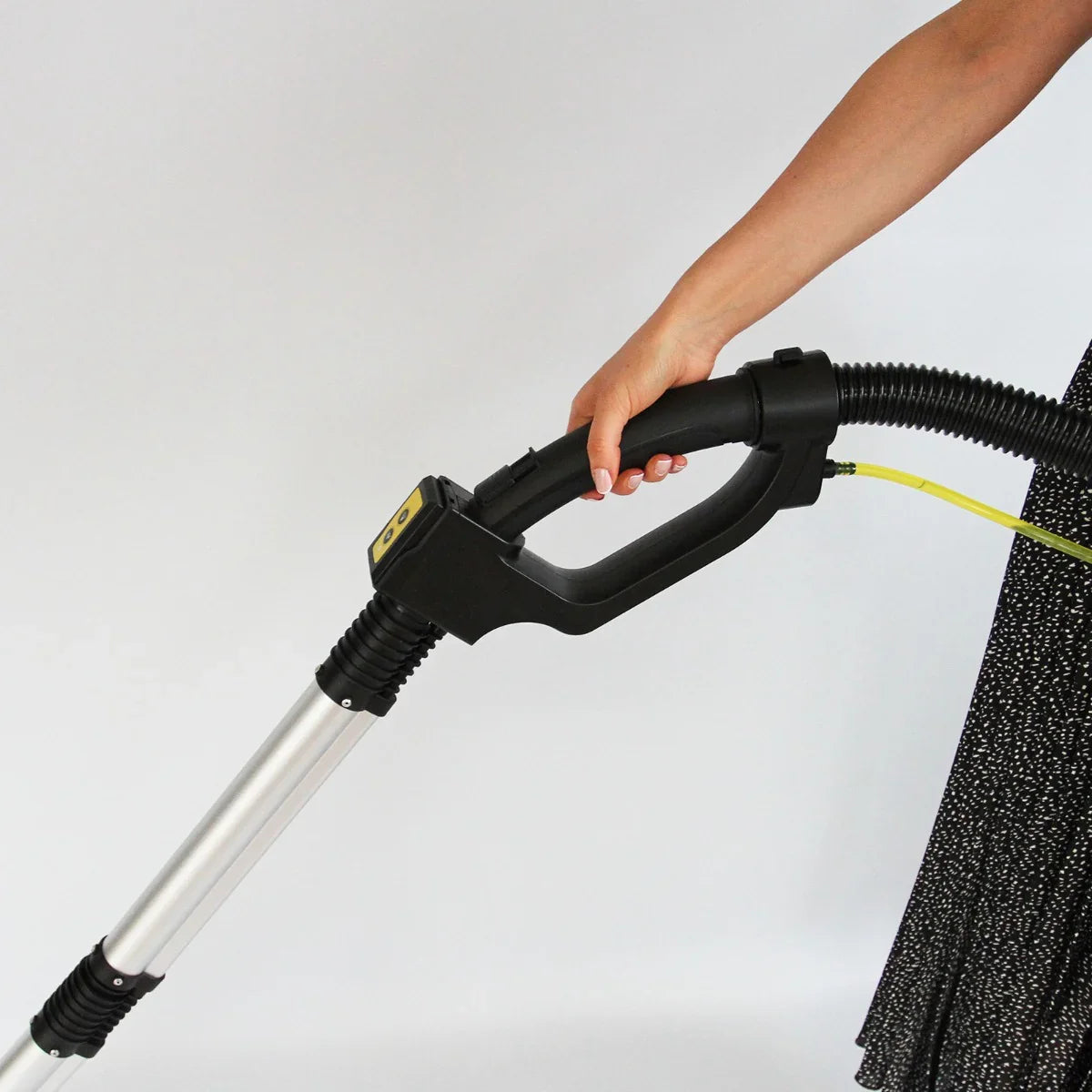 MAXBLAST Wet and Dry Vacuum Cleaner - 20 L