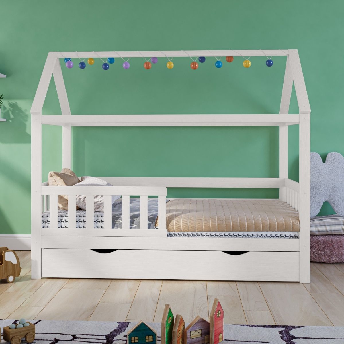 Noomi Alisa Solid Wood House Bed White (FSC-Certified)